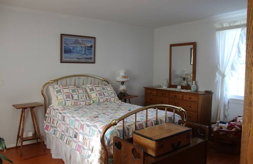 Bruington Other | Rustic Elegance: 1800s Farmhouse on 200 Acres w/All the Comforts of Home