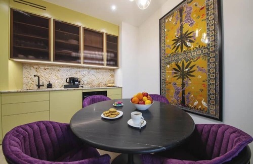 Wroclaw Old Town Apartment | Presidential Apartment with River View