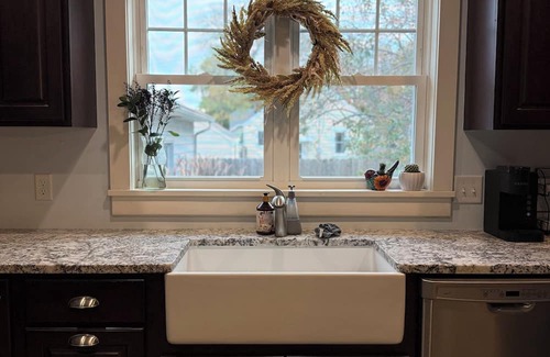 Fremont House | Historic 3-bedroom house, Walking distance to downtown Fremont, Host Friendly