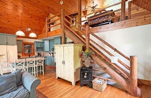 Kelleys Island House | Lakeview Stress Relief - 4 Bdrms/3 Baths