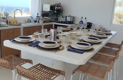 Ribamar House | Holiday Home 'Da Praia Valmitão' with Sea View, Private Pool and Wi-Fi