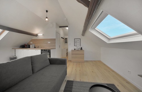 Caudry Apartment | Dentelle - Studio Apartment, Sleeps 2