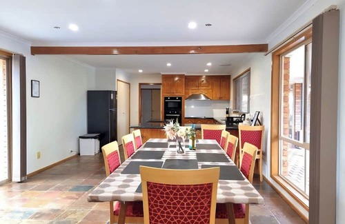 Bacchus Marsh House | Summer viewn