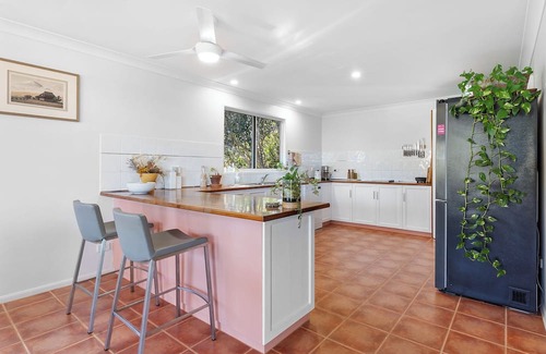 Pacific Heights House | The Coral Hideaway - coastal escape/ocean views