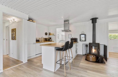 Vibæk Strand House | 84254 Ebeltoft - Skovmårvej 11