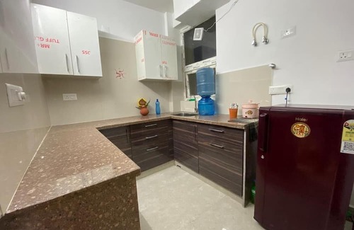 Taj Ganj Apartment | Chic 3-bedroom apartment with AC, fitness room in awesome Agra nera Taj Mahal