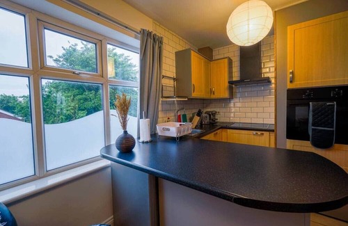Chapeltown Apartment | Luxury modern flat ‡ close to city ‡ free parking