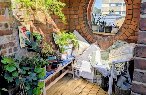Maidenhead Apartment | 1 Bed with Balcony in Maidenhead by Elizabeth Line