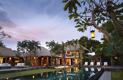 Cemagi Villa | Spacious, 5BR Villa in Seseh-300m away to Beach