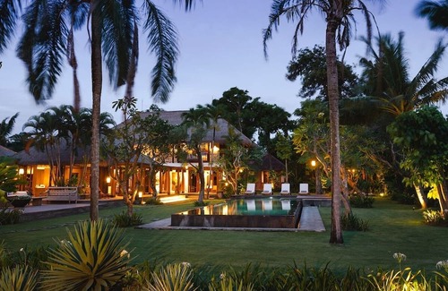 Cemagi Villa | Spacious, 5BR Villa in Seseh-300m away to Beach