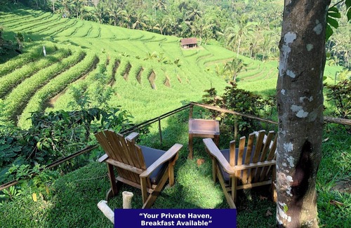 Selemadeg Cabin | Secluded Wooden Cabin Overlooking Rice Terraces