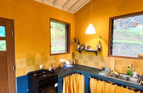 Selemadeg Cabin | Secluded Wooden Cabin Overlooking Rice Terraces