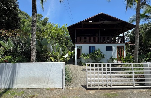 Manzanillo House | Casa Cuculeka: 3-bedroom home in magical Gandoca-Manzanillo Wildlife Refuge.