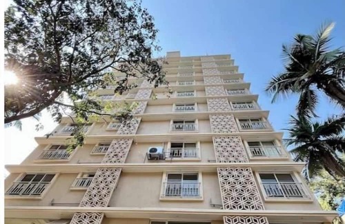 Kandivali East Apartment | Studio Apartment - THE BNB STAY near Infiniti Mall