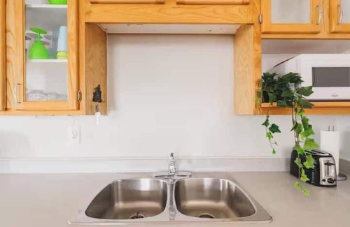 Lambton Shores Apartment | Hideaway Cottages - Full