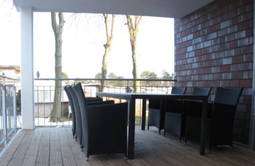 Duhnen Apartment | Apartment 'Kleine Auszeit - Hohe Lith' with Private Terrace, Balcony and Wi-Fi