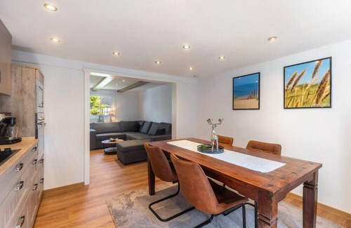 Gellinghausen Apartment | Apartment 'Bödefeld' with Shared Terrace, Private Garden and Wi-Fi