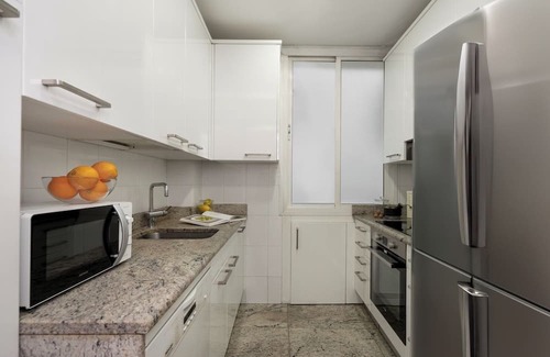 Castellana Apartment | Jume - 3 bedrooms in Castellana