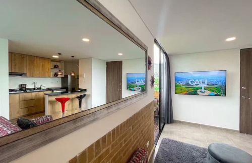Cali Apartment | LIV-602 Gorgeous cozy apt 2 balconies great views