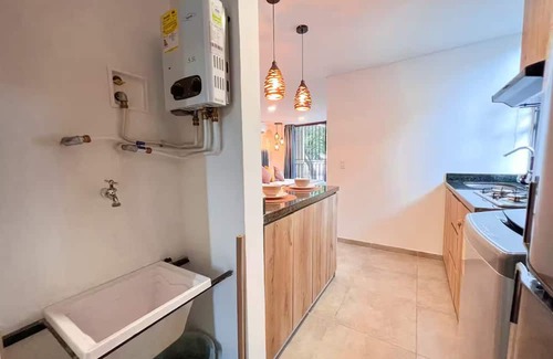 Cali Apartment | LIV-203 Stylish Apt Near Chipichape