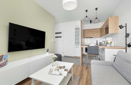 Krowodrza Apartment | Kijowska 5 Kraków | Modern Apartment with Balcony and Desk | Parking