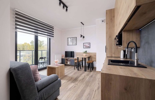 Katowice Apartment | Medyków 34 Katowice | Stylish Apartment with a Balcony | Ideal for Remote Work