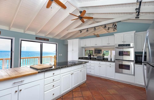 Estate Peterborg Apartment | The Breeze St Thomas