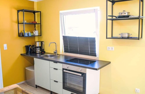 Sandbostel Villa | Stunning villa for 2 guests with WIFI, TV, terrace and pets allowed