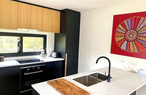 Halls Gap House | Grampians View Retreat - where style meets nature