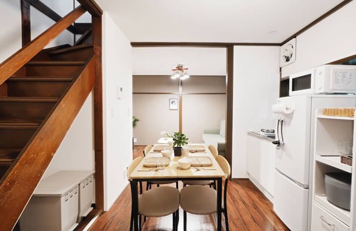 Akasaka Villa | Experience life in a private old private house in the heart of Tokyo｜3 bedrooms, 5 beds｜Excellent access to Akasaka, Roppongi, Ginza, Aoyama, Harajuku, Imperial Palace｜with private workspace