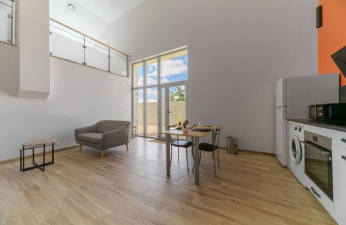 Saulcet Apartment | Le Petit Penaud - Air-conditioned duplex apartment in a quiet location