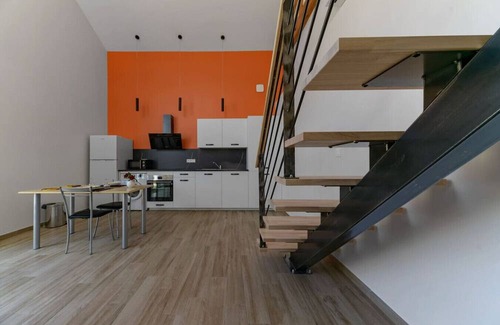Saulcet Apartment | Le Petit Penaud - Air-conditioned duplex apartment in a quiet location