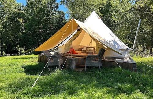 Our Cabin | A comfortable bivouac in the heart of nature. The perfect stopover for hikers.