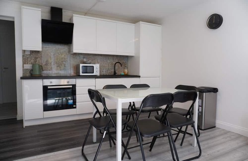 Glasgow Apartment | Group Stay in Glasgow