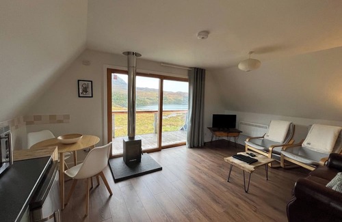 Kylesku Cottage | 2 bedroom accommodation in Kylesku, near Lairg