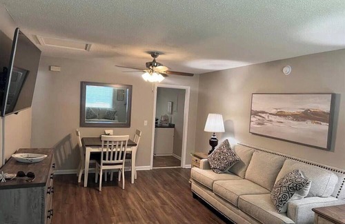 Statesboro Apartment | The MARTIN- a Charming 2-bedroom close to GSU campus, stadium, and downtown.