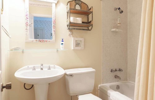 Stratford Apartment | Othello Stone Maiden Inn