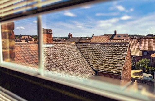 Cromer House | Brookley House Cromer Coast (5 Bed 8 Guests)