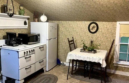 Hillsboro House | Historic Blackman-Evans Home