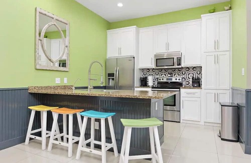 South Padre Island Condo | Coral Cave Luxury Condo! Enjoy the beach, pools, BBQs, and bay views.