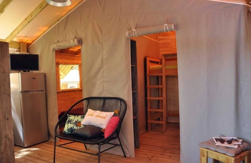 Saint-Hilaire-de-Riez Cabin | Cabane 4 étoiles - Piscine - efbdec