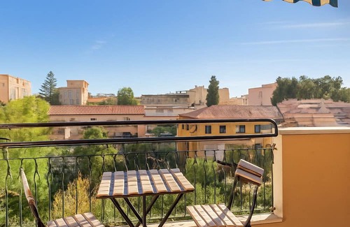 Roquebrune-Cap-Martin Condo | Family 2BR apt, sea view & parking