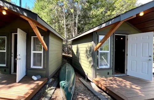 Okanagan-Similkameen Cottage | Lakefront Otter Lake Cottage