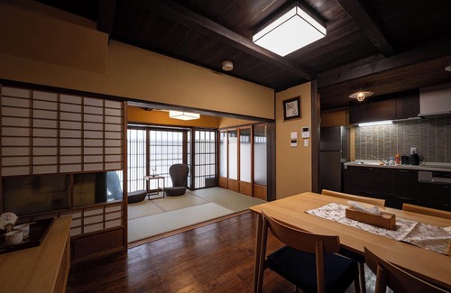 Nishijin House | Traditional House in the center of Kyoto
