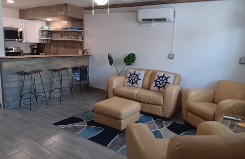 Cedar Key House | Charming 2-bedroom townhome in historic Cedar Key