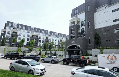 Willoughby Apartment | Brand new apartment with elevator