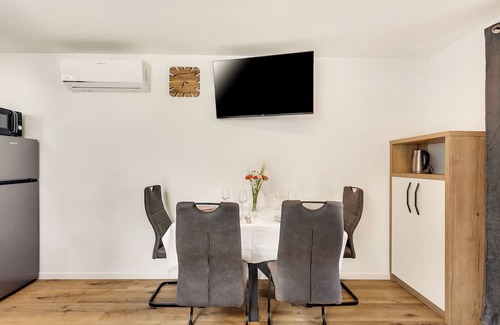 Podsreda House | Lux Apartment close to castle Podreda with balcony 2 unit