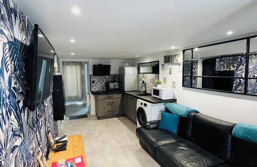 Echillais Apartment | The ferry