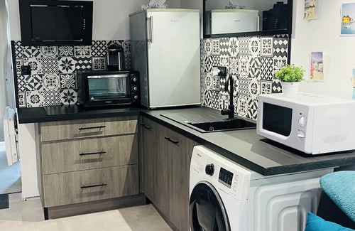 Echillais Apartment | The ferry