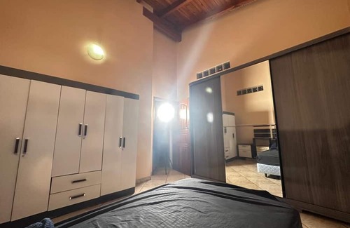 Ciudad Del Este Apartment | Spacious and comfortable apartment with barbecue and bathtub